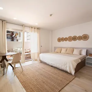 https://aparthotel-centric.topbarcelonahotels.com